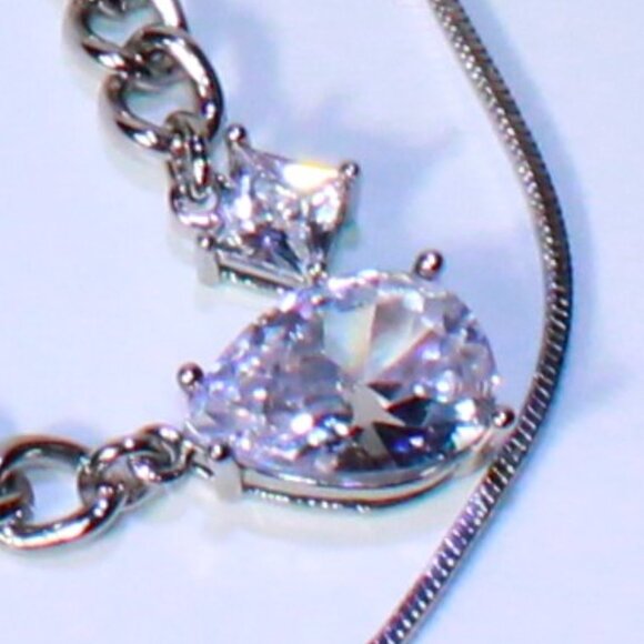 NWT Express Silver Tone Necklace with Clear Rhinestones - Picture 6 of 8